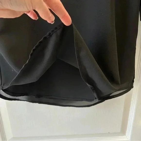 Ricki’s Blouse Short Sleeve Sheer Flowy Ruffle Sleeves Black Size Small - Picture 7 of 14
